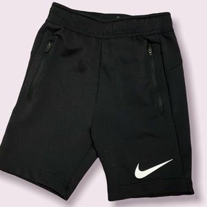 Sri-fit Nike shorts for boys XS